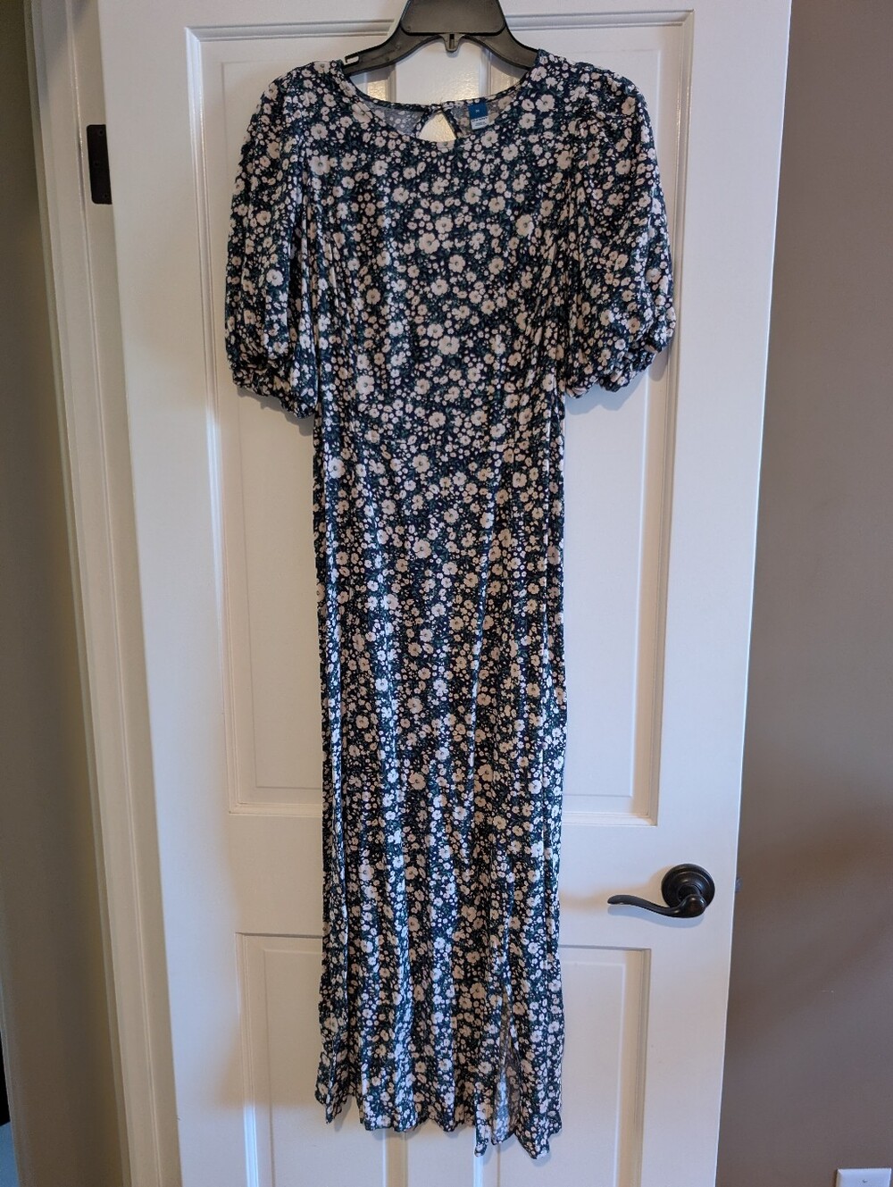 Women's Floral Puff-Sleeve Maxi Dress - Navy & White